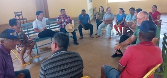 Prefeitura Municipal de Araguacema realiza reunião com feirantes